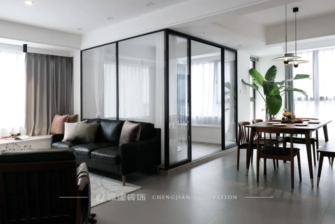 1701074979940499.jpg 16.jpg